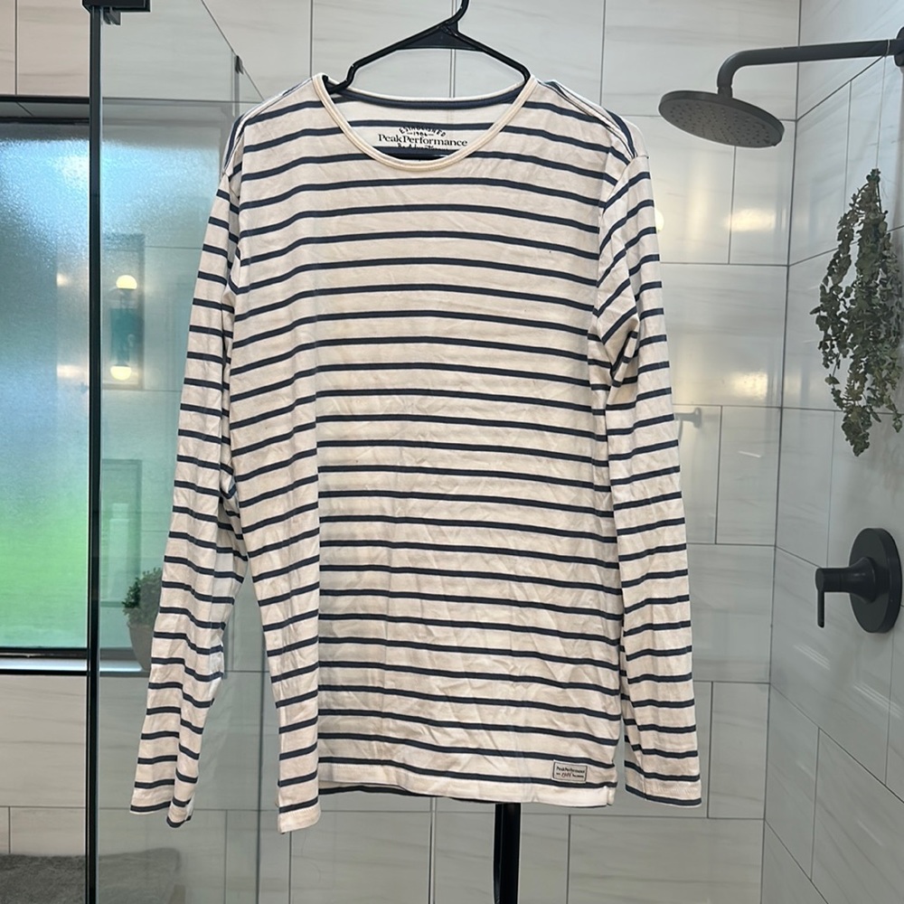 Mens Peak Performance Tee